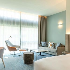 Junior Suite 1 Bedroom Junior Suite 1 King